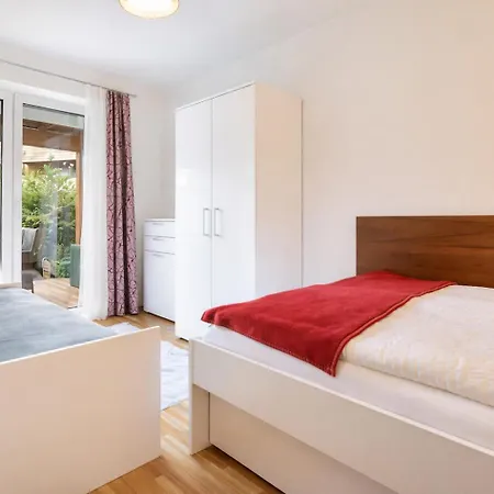 Daire Alpinum Residence Lungau Ferienwohnung Mit Garten *