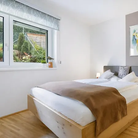 Lungau Residence Top 08 - Apartment mit privatem Garten Apartment Tamsweg